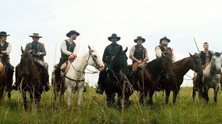 13. Великолепная семерка (2016)