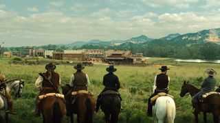 44. Великолепная семерка (2016)