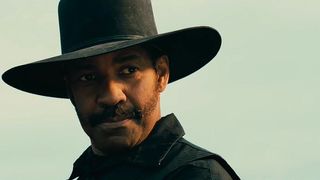 92. Великолепная семерка (2016)