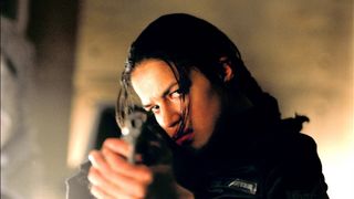 15. Обитель зла (2002)