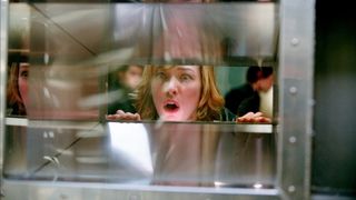 29. Обитель зла (2002)