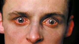 41. Обитель зла (2002)