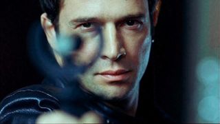 79. Обитель зла (2002)