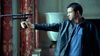 83. Обитель зла (2002)