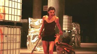 96. Обитель зла (2002)