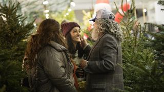 7. Санта и компания (2017)