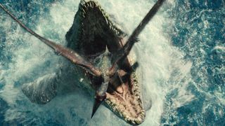 61. Мир Юрского периода (2015)