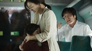 35. Поезд в Пусан (2016)