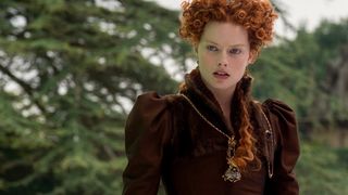 19. Две королевы (2018)