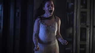 10. Зловещие мертвецы: Черная книга (2013)