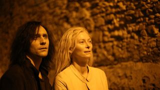 24. Выживут только любовники (2013)