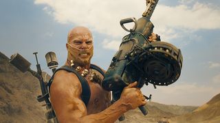 40. Безумный Макс: Дорога ярости (2015)