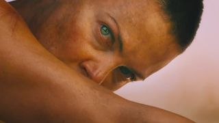 49. Безумный Макс: Дорога ярости (2015)