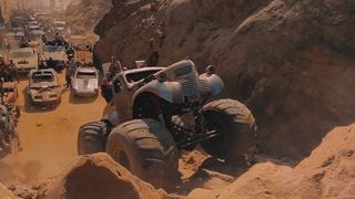 54. Безумный Макс: Дорога ярости (2015)