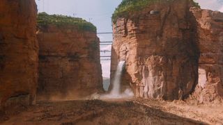 60. Безумный Макс: Дорога ярости (2015)