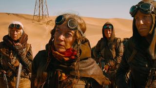 77. Безумный Макс: Дорога ярости (2015)