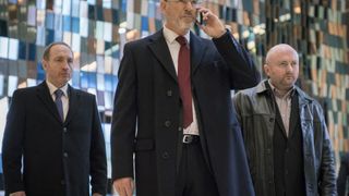 2. Иностранец (2017)
