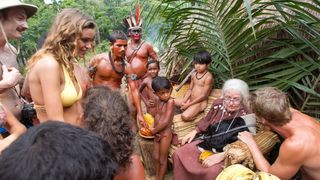 10. Superнянь 2 (2015)