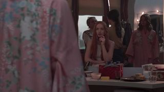 69. Суспирия (2018)