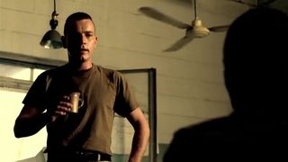 3. Падение «Черного Ястреба»: Подлинная история (2003)