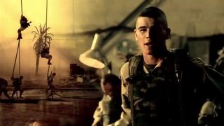 4. Падение «Черного Ястреба»: Подлинная история (2003)