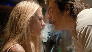 15. Особо опасны (2012)