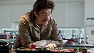 17. Особо опасны (2012)