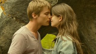 35. Без границ (2015)