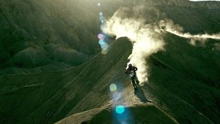 38. На гребне волны (2015)