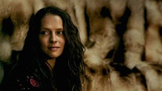 60. На гребне волны (2015)