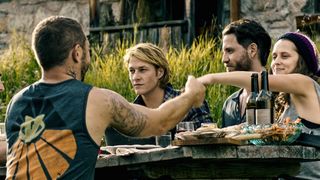 76. На гребне волны (2015)