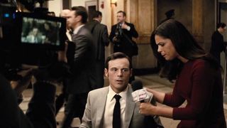 100. Бэтмен против Супермена: На заре справедливости (2016)