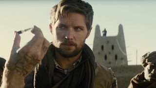 98. Бэтмен против Супермена: На заре справедливости (2016)