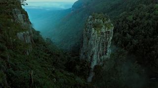4. Тёмная башня (2017)