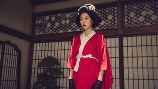 10. Служанка (2016)