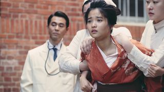 25. Служанка (2016)