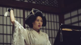 44. Служанка (2016)