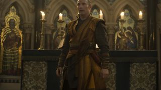 10. Доктор Стрэндж (2016)