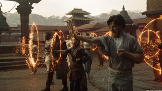 49. Доктор Стрэндж (2016)