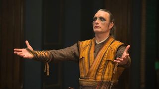 85. Доктор Стрэндж (2016)