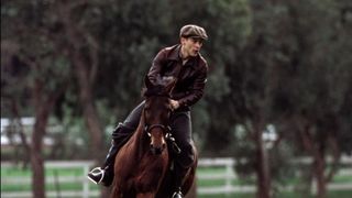 102. Фаворит (2003)