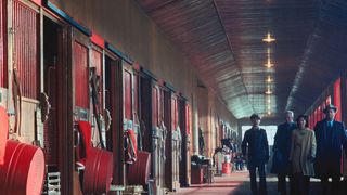 91. Фаворит (2003)