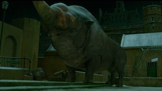 102. Фантастические твари и где они обитают (2016)