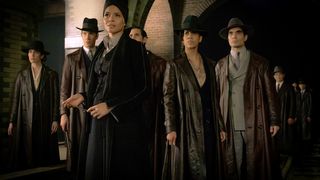 16. Фантастические твари и где они обитают (2016)