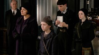 23. Фантастические твари и где они обитают (2016)