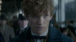 33. Фантастические твари и где они обитают (2016)