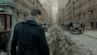 73. Фантастические твари и где они обитают (2016)