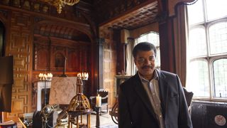 24. Космос: Пространство и время (2014)