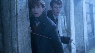 2. Фантастические твари: Преступления Грин-де-Вальда (2018)