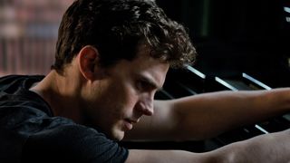 35. Пятьдесят оттенков серого (2015)